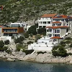 Apartamento In - Sibenik Riviera 35561 Primošten