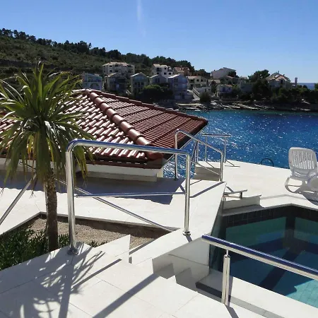 In - Sibenik Riviera 35561 Primosten