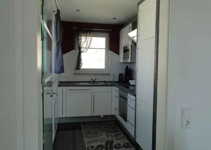 In - Sibenik Riviera 35561 * פרימוסטן